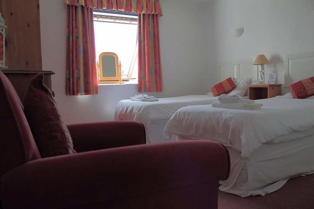 The Menai Hotel And Bar Bangor  Eksteriør bilde