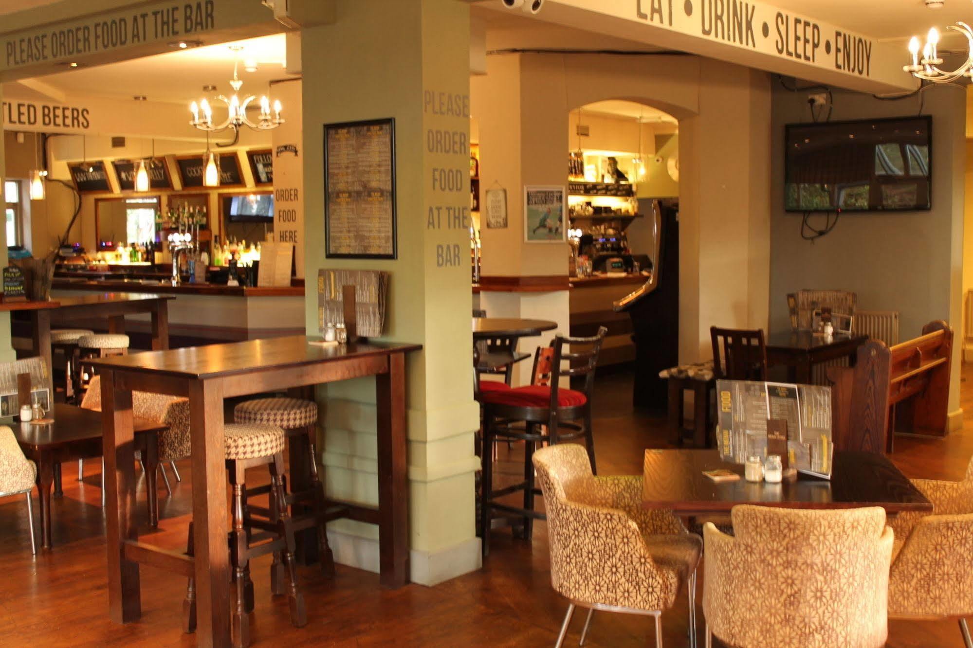 The Menai Hotel And Bar Bangor  Eksteriør bilde