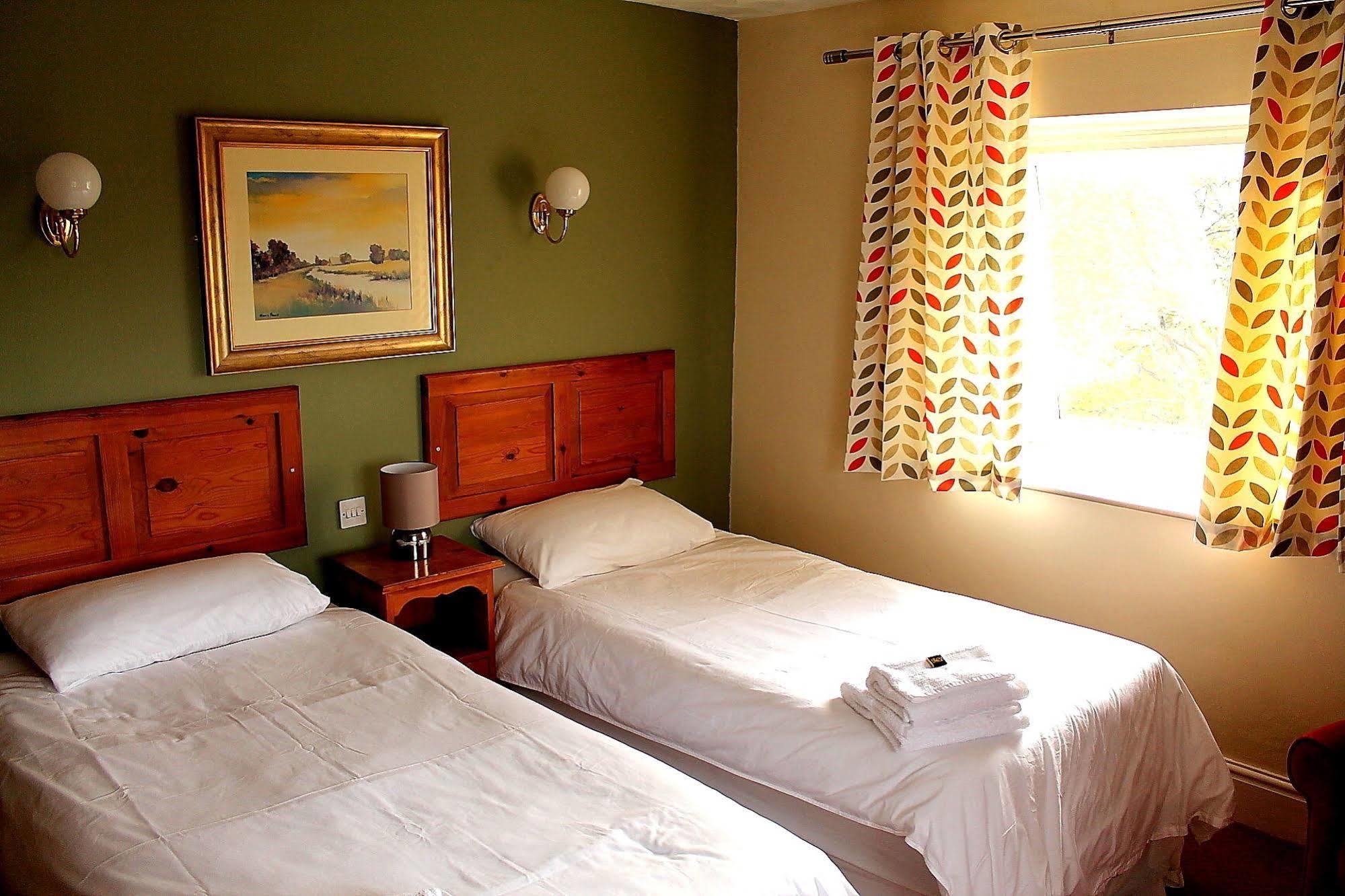 The Menai Hotel And Bar Bangor  Eksteriør bilde