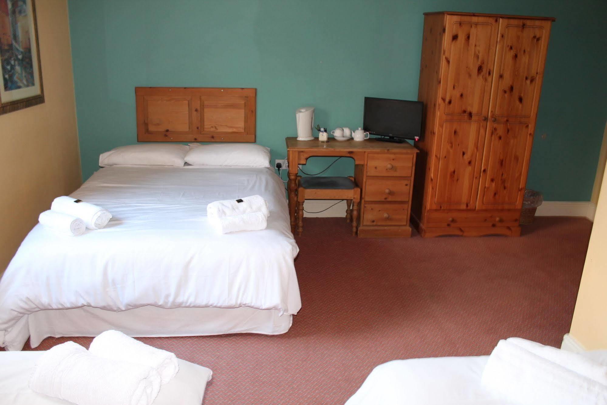 The Menai Hotel And Bar Bangor  Eksteriør bilde