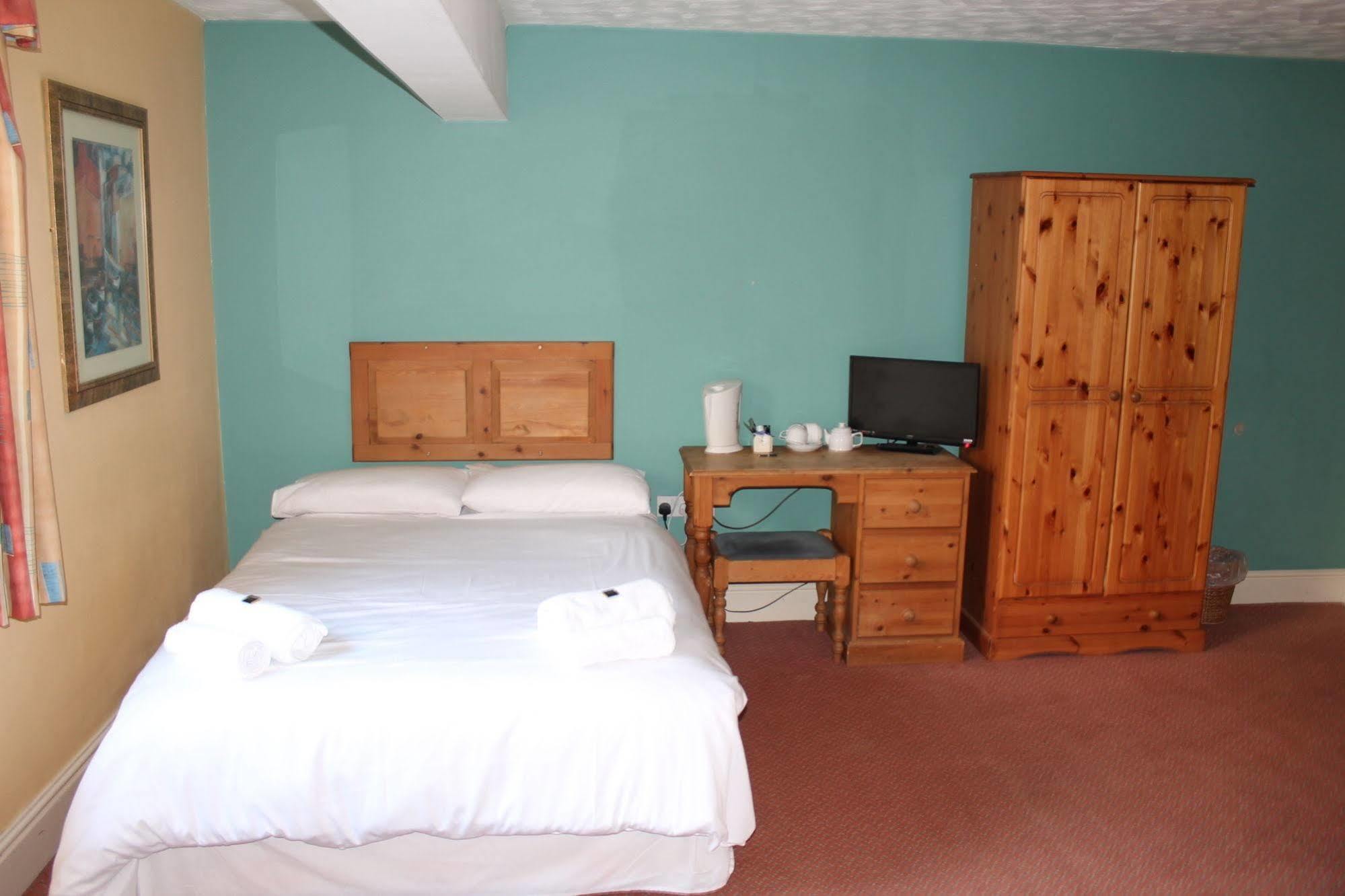 The Menai Hotel And Bar Bangor  Eksteriør bilde