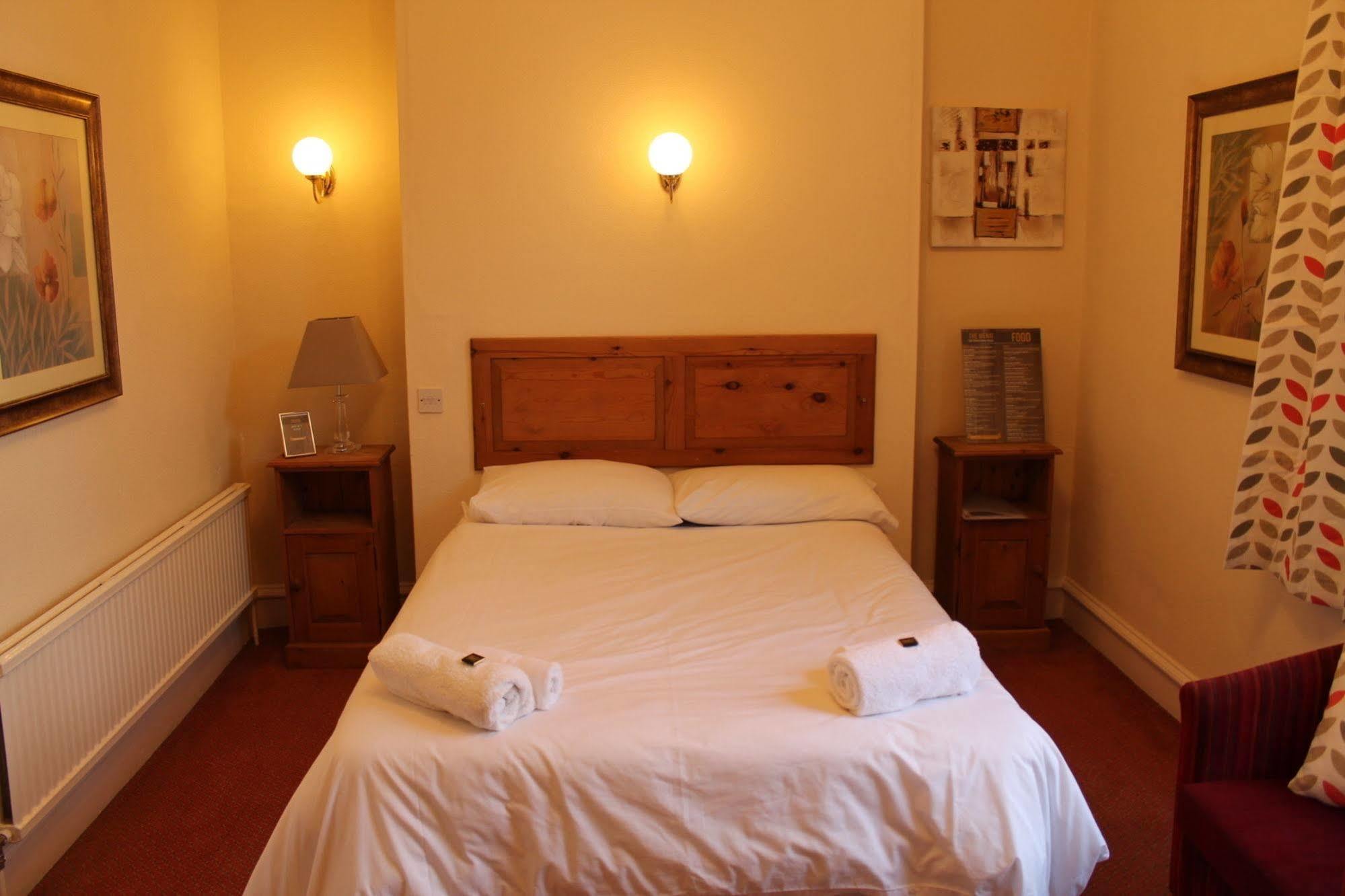 The Menai Hotel And Bar Bangor  Eksteriør bilde